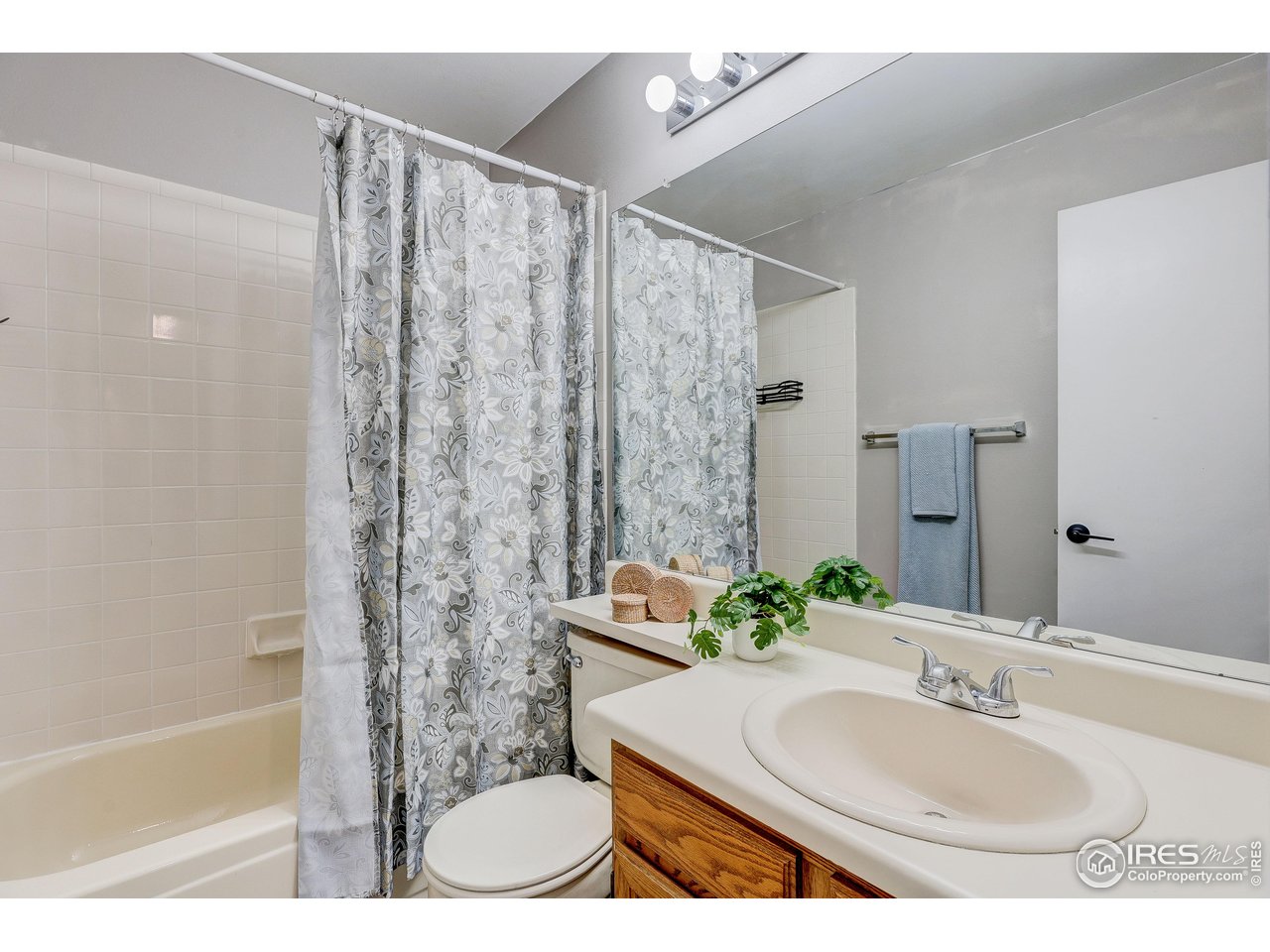 931 Kremmling Ln