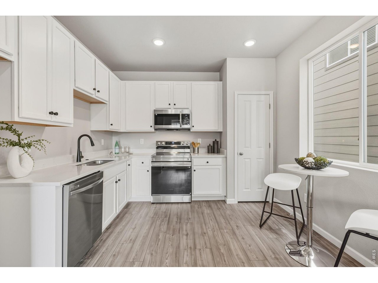 1488 Coral Pl