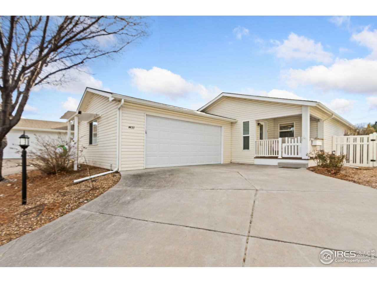 4433 Espirit Dr