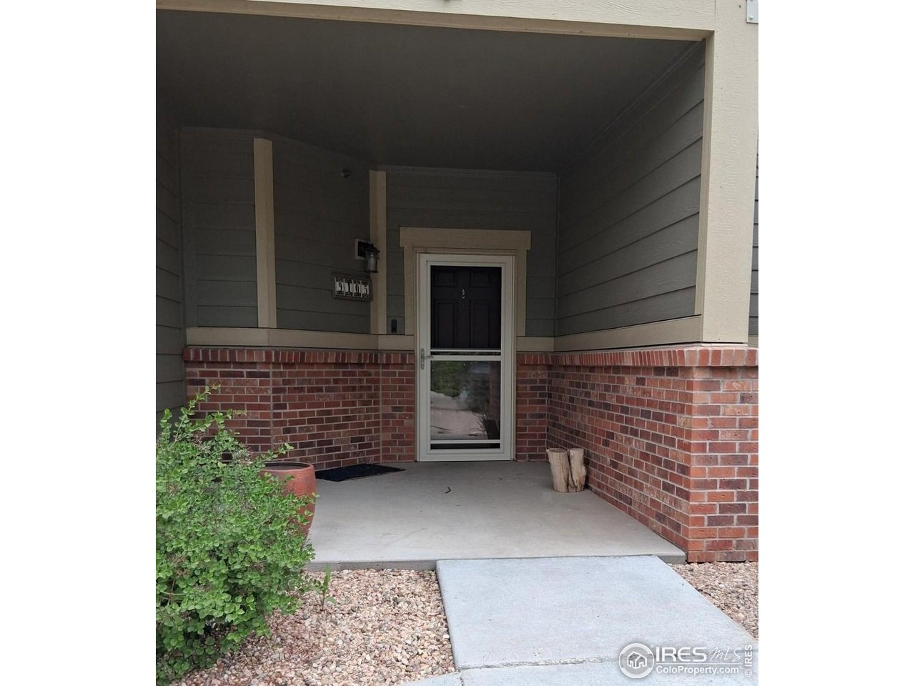 804 Summer Hawk Dr