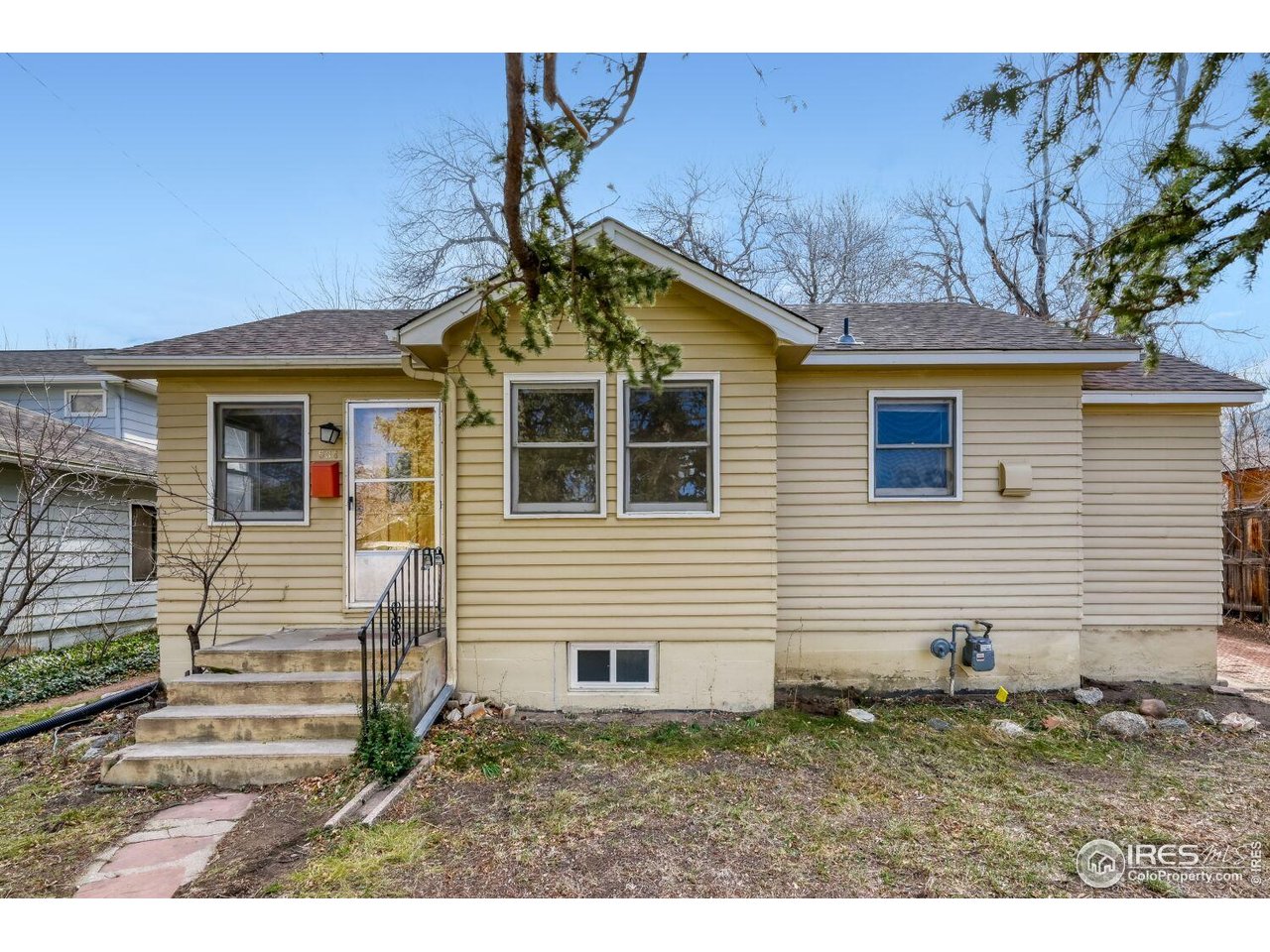 534 Dewey Ave