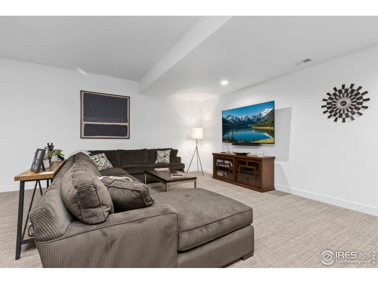 1907 Spring Bloom Dr
