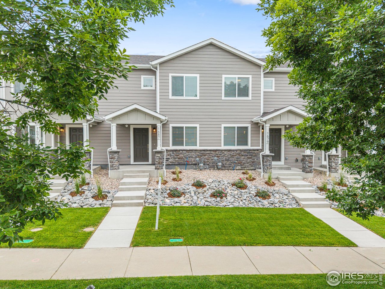 1679 Valency Dr