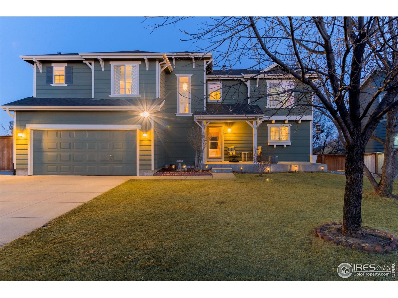 907 Sanctuary Cir