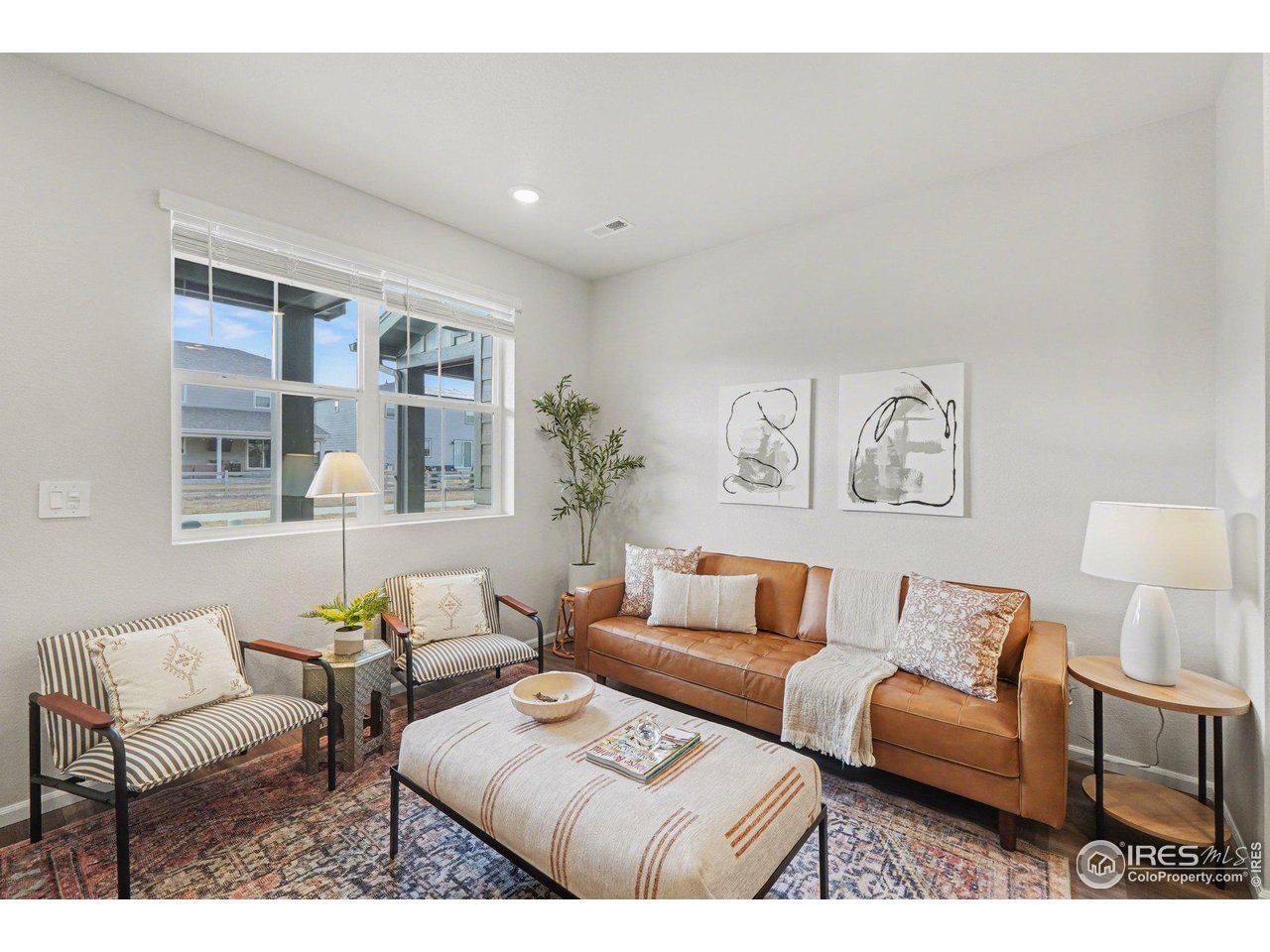 1600 Riverplace Dr