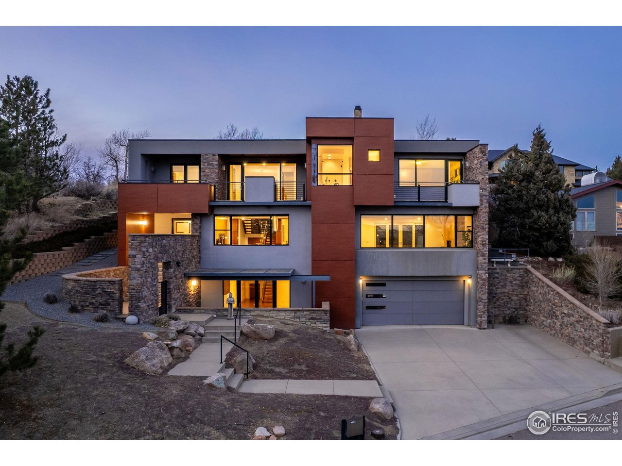 1205 Meadow Ave