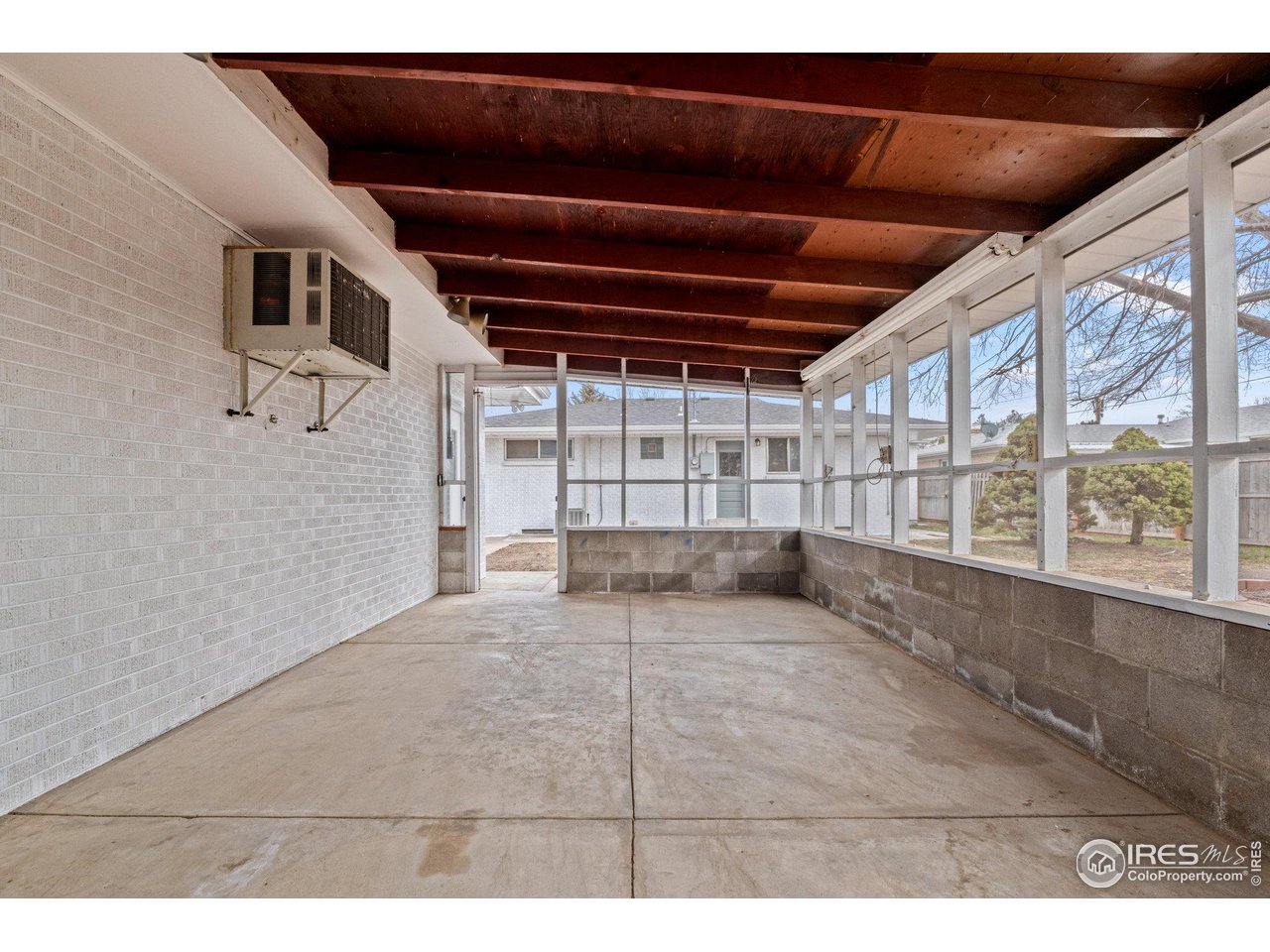 329 Balsam St