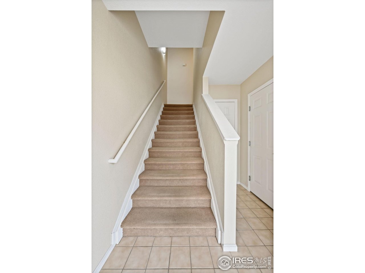 2237 Watersong Cir