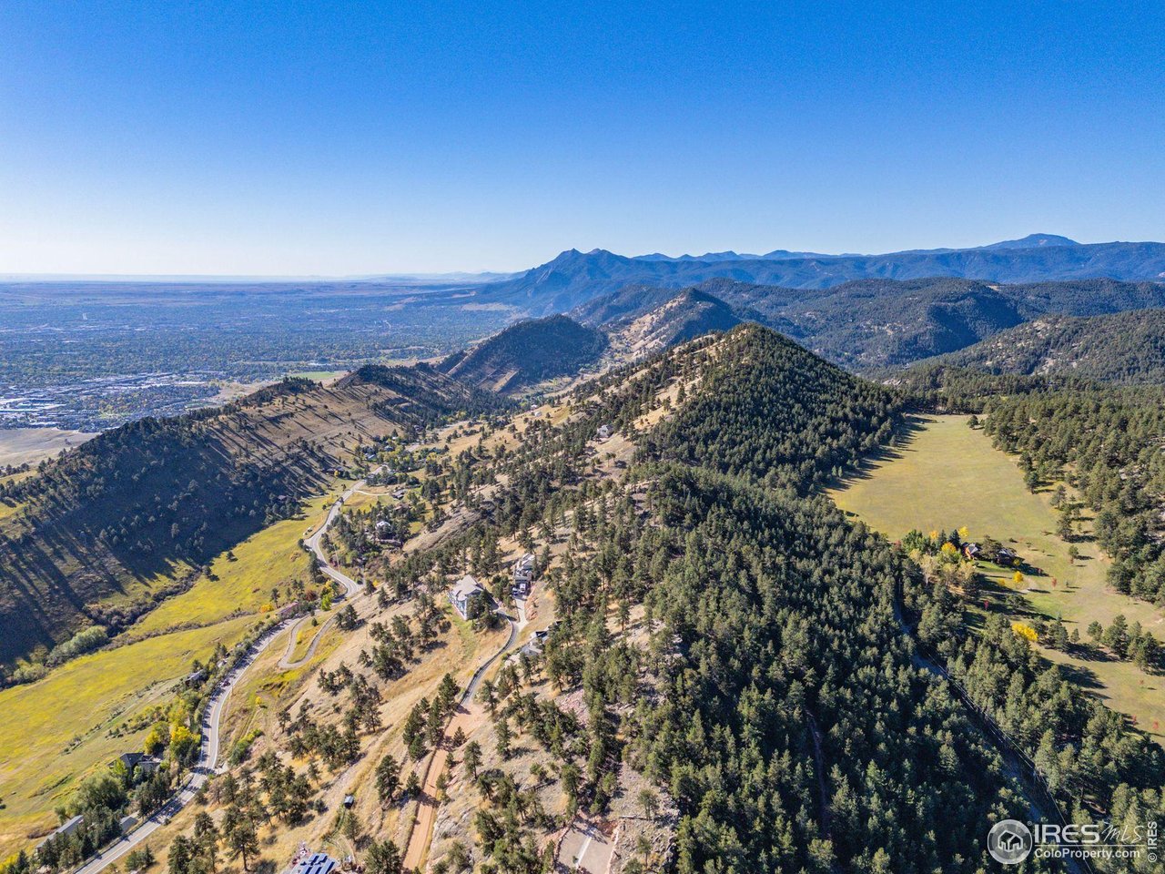 6109 Red Hill Rd