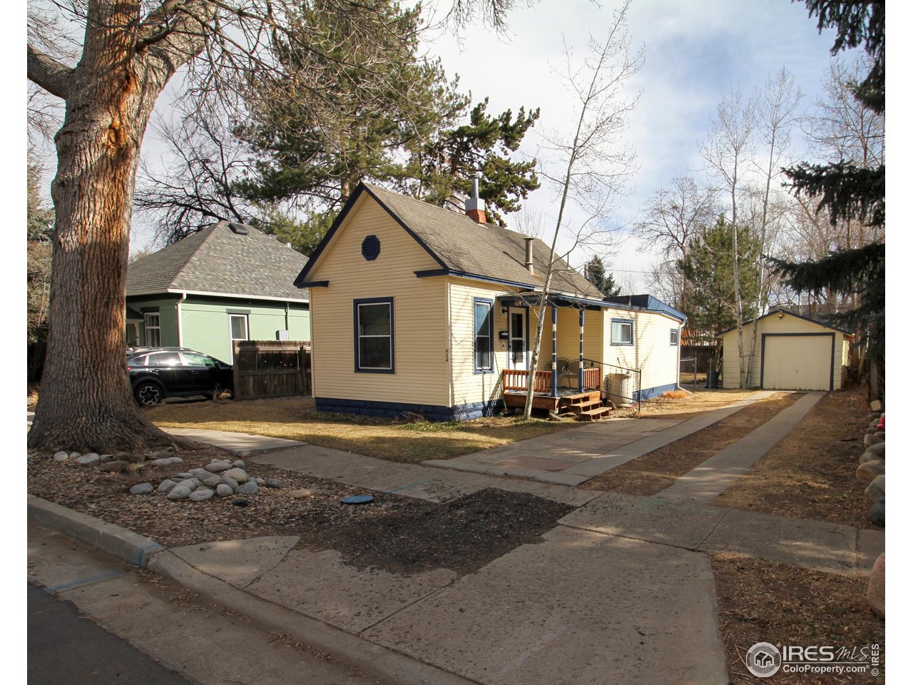 624 Roosevelt Ave