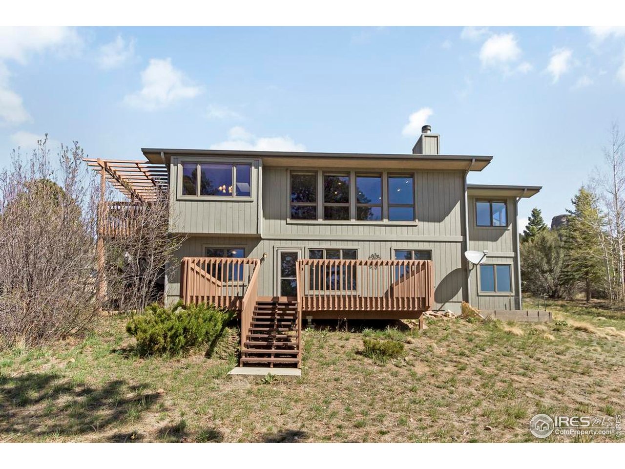 272 Solomon Dr