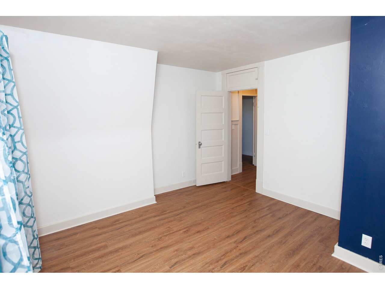 301 S 2nd St