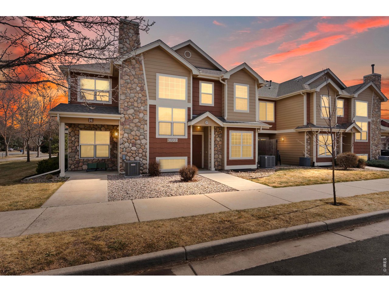1602 Robertson