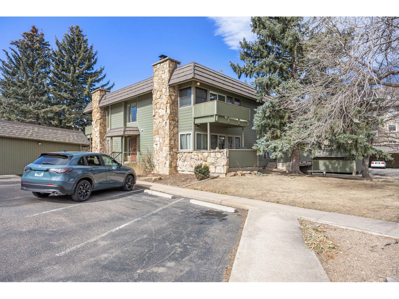 3355 Bridger Trl