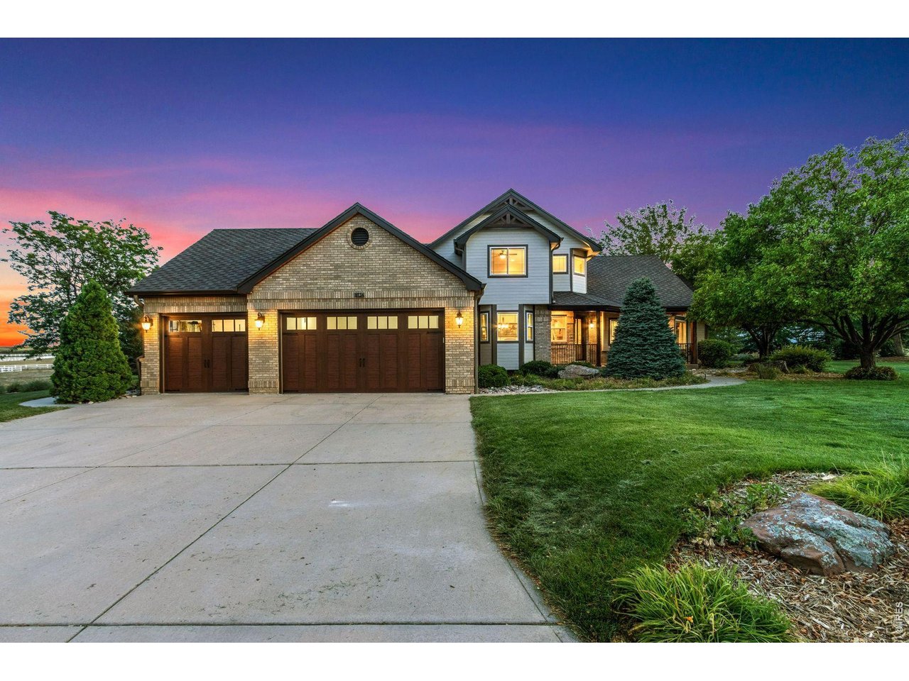 5714 Bluff Ln