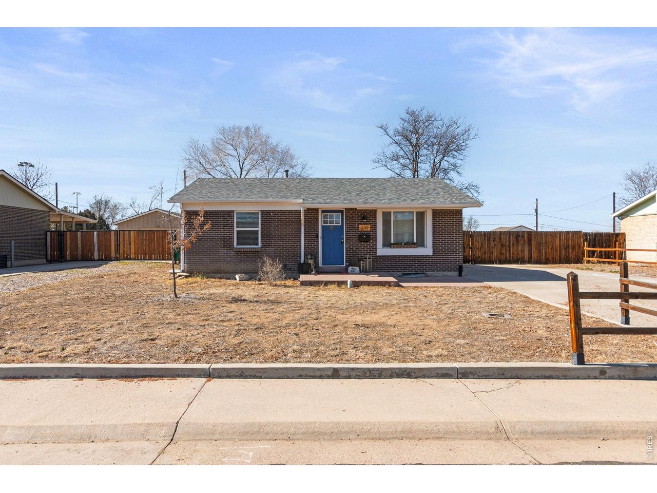 239 Miller Ave