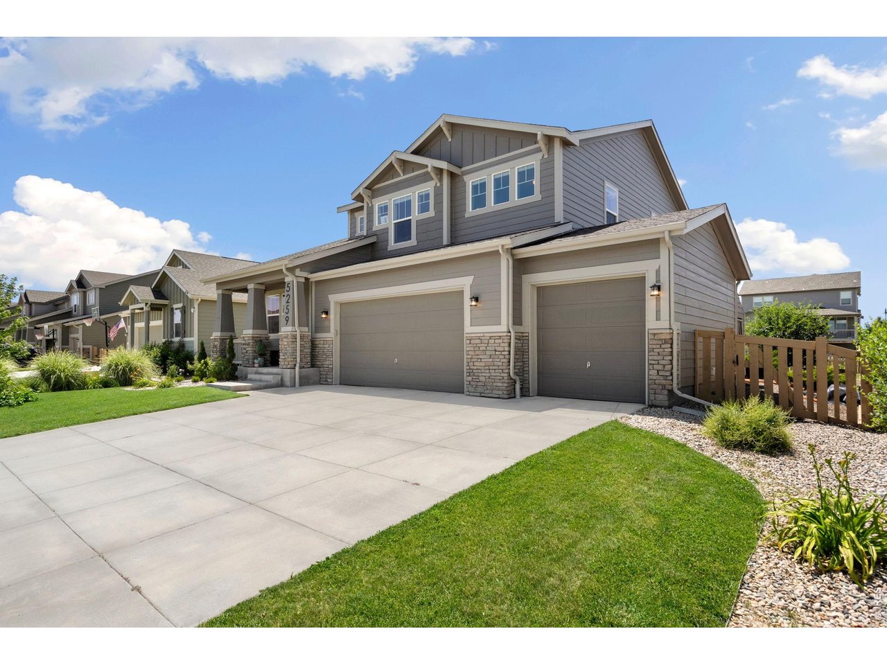 5259 Odessa Lake St