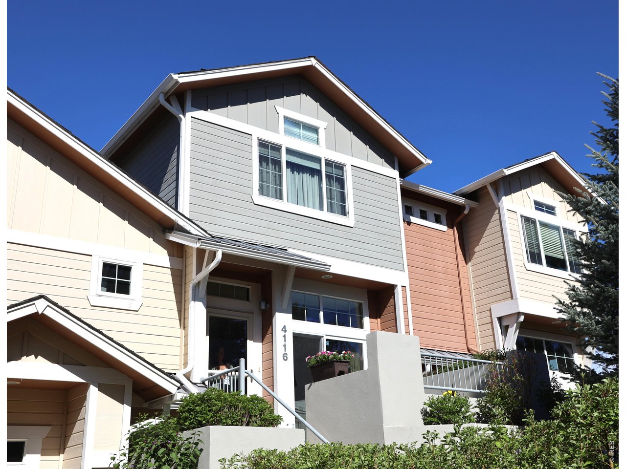 4116 Riley Dr