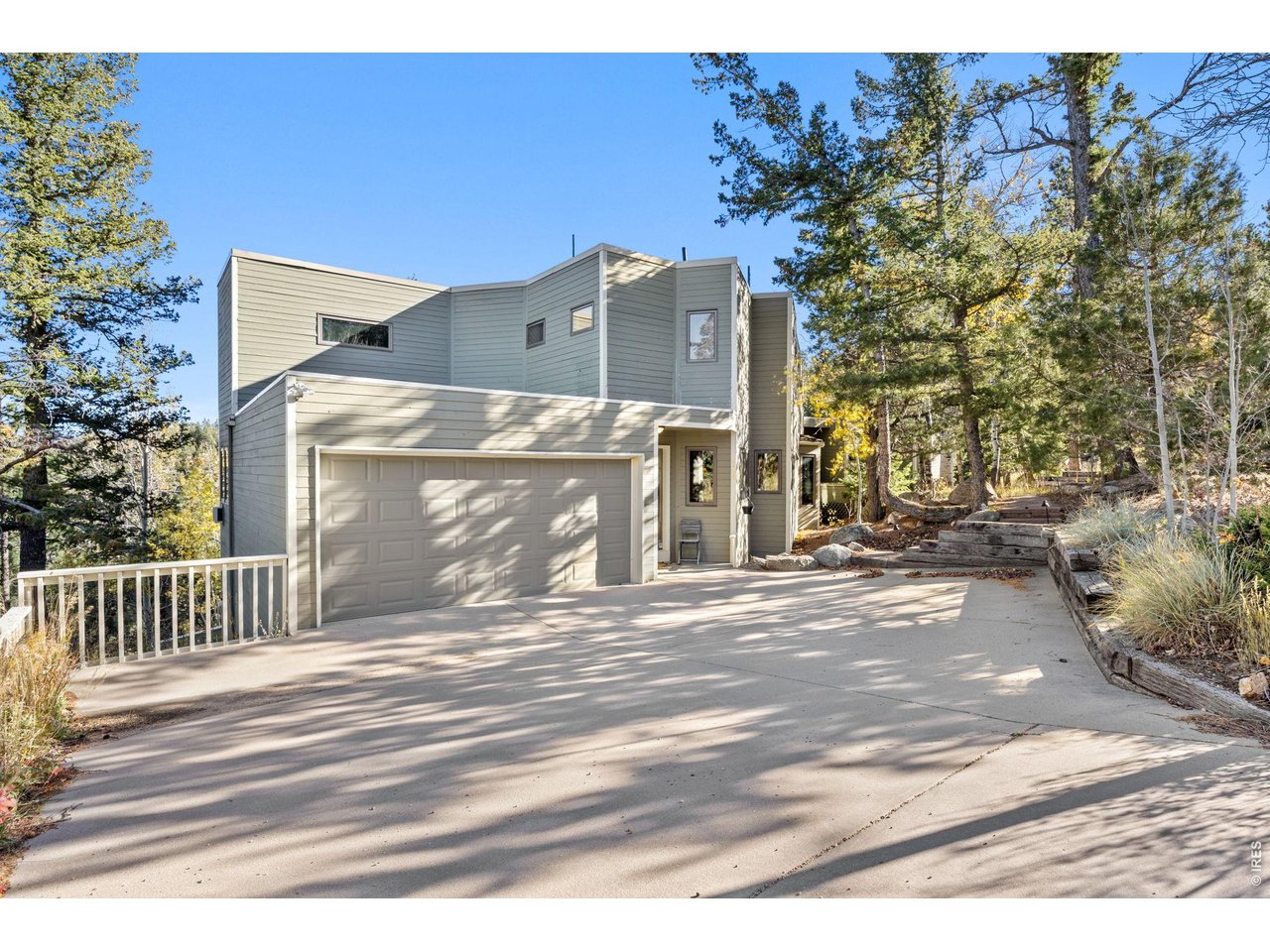 1784 Deer Trail Rd