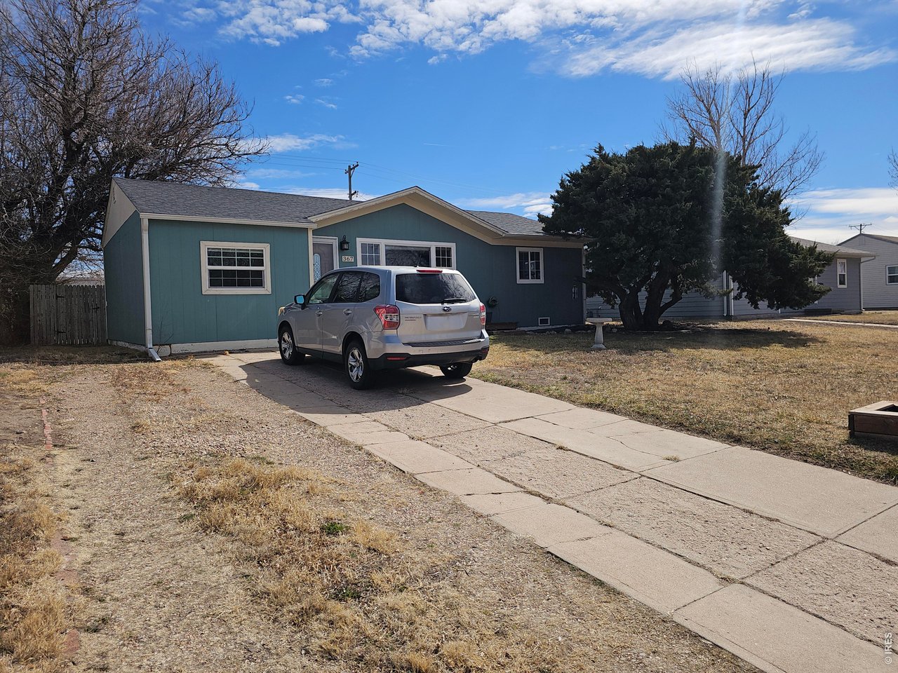 367 Valley Dr