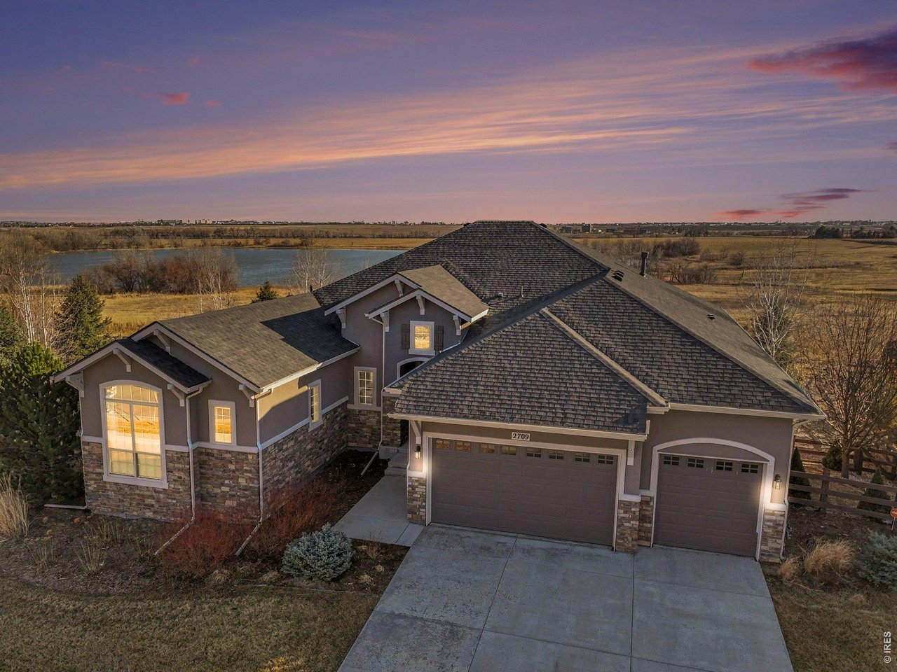 2709 Harvest View Way