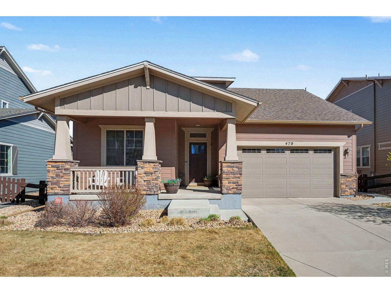 470 Grenville Cir