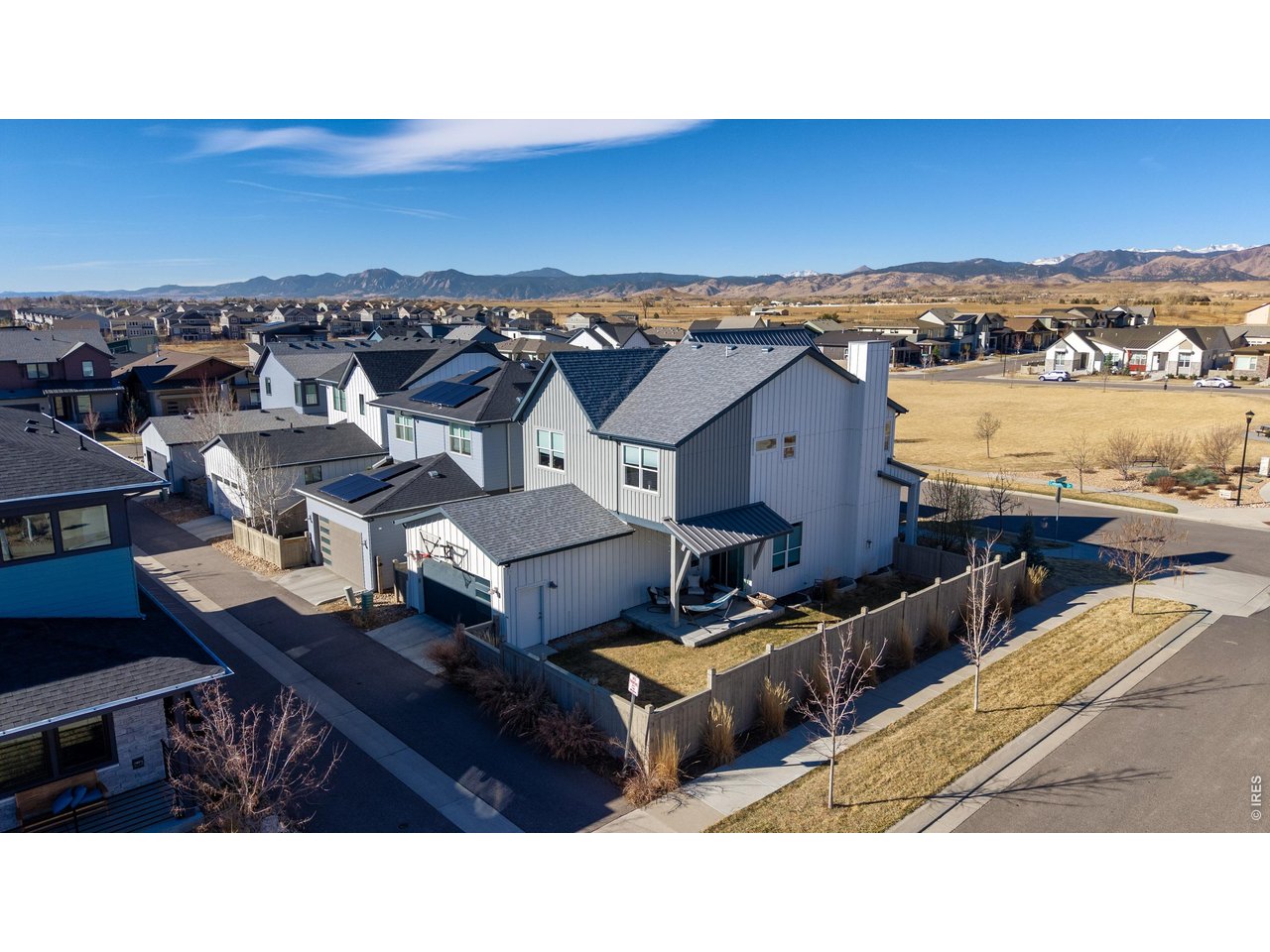 5687 Cottontail Dr