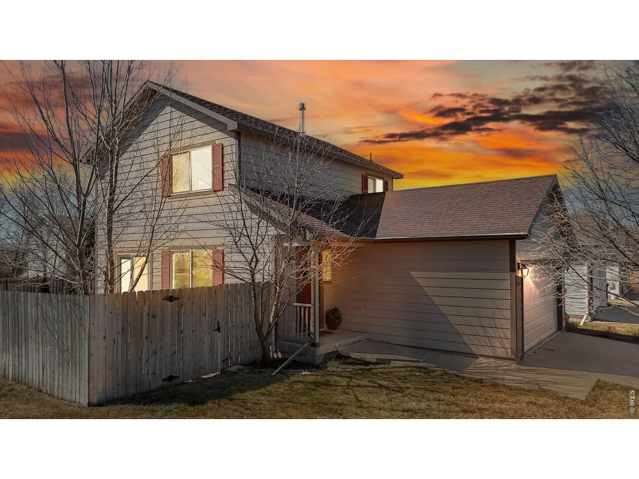 1050 Waterglen Dr