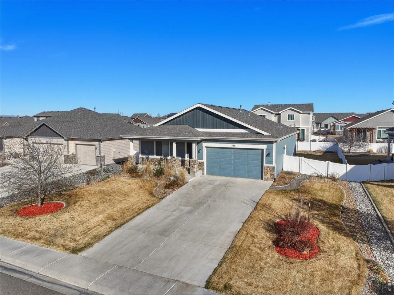1385 Benjamin Dr