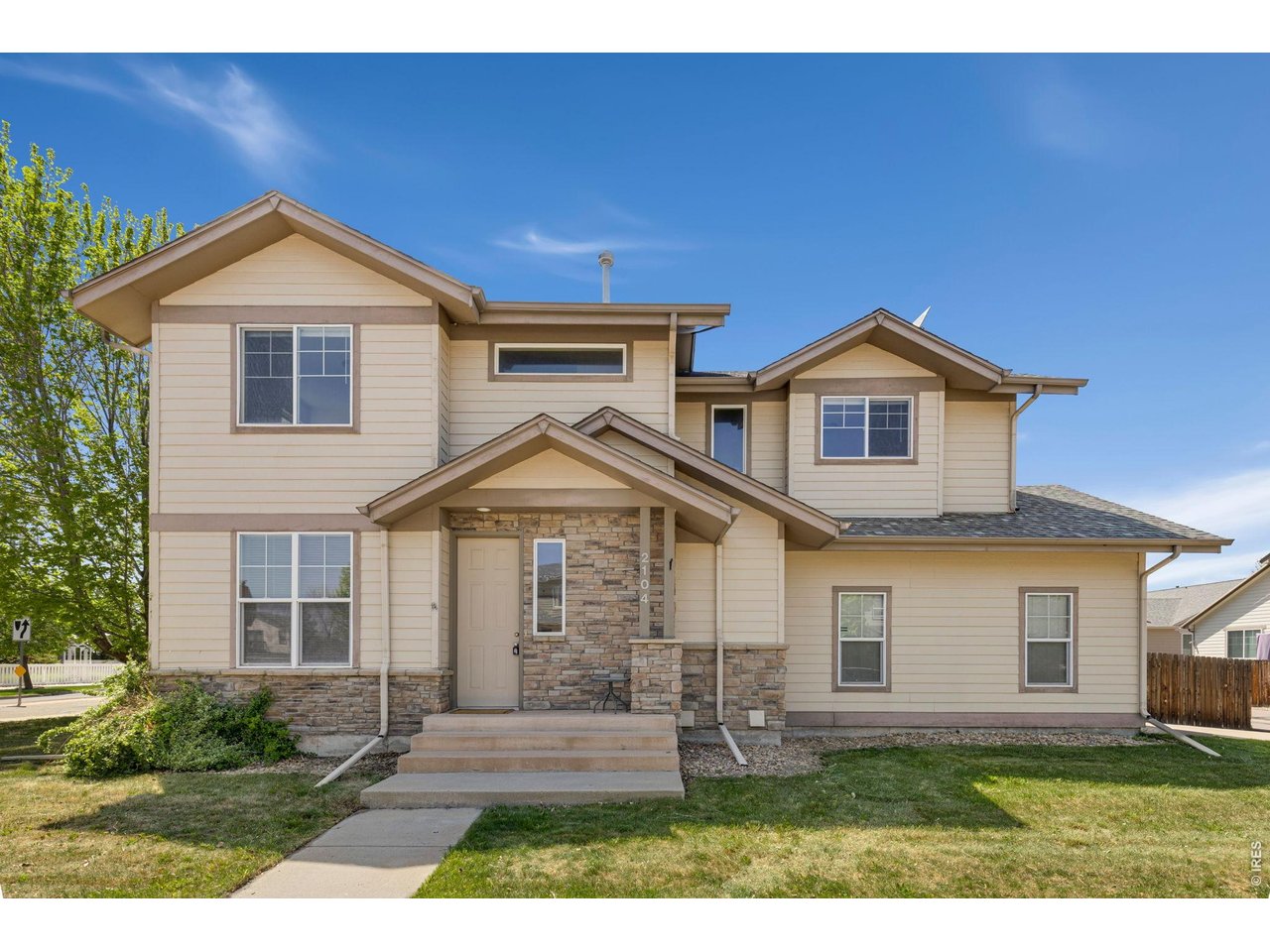 2104 18th Ave