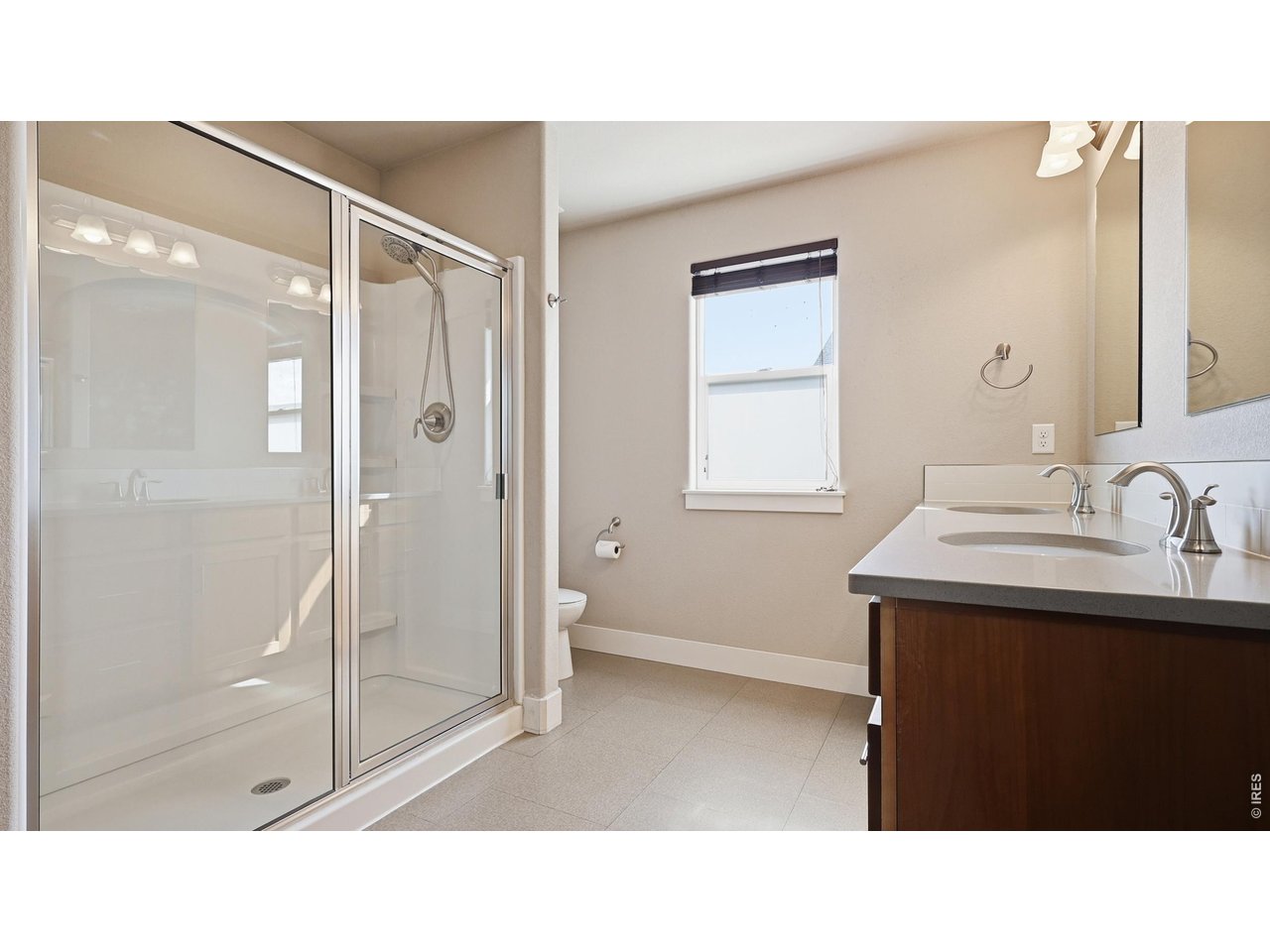 3333 Apple Blossom Ln