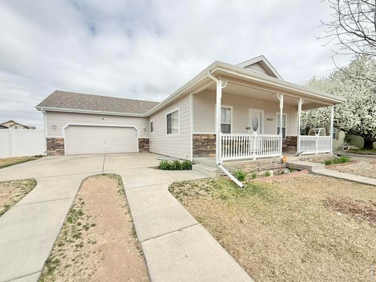 5627 W 16th St Rd