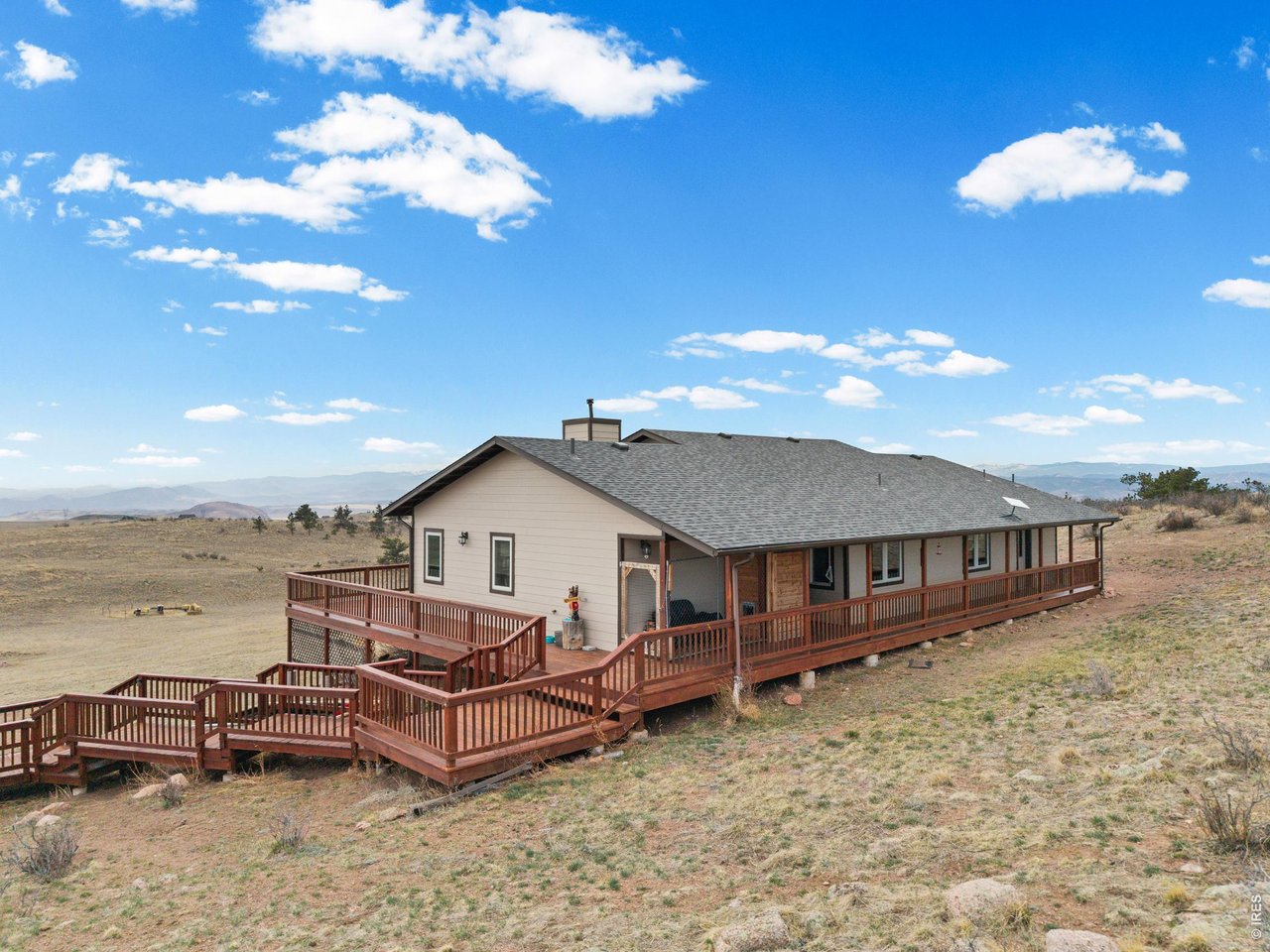 795 Sundance Dr