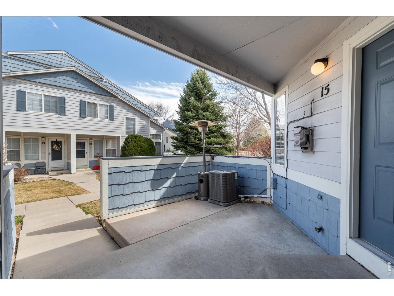 1419 Red Mountain Dr
