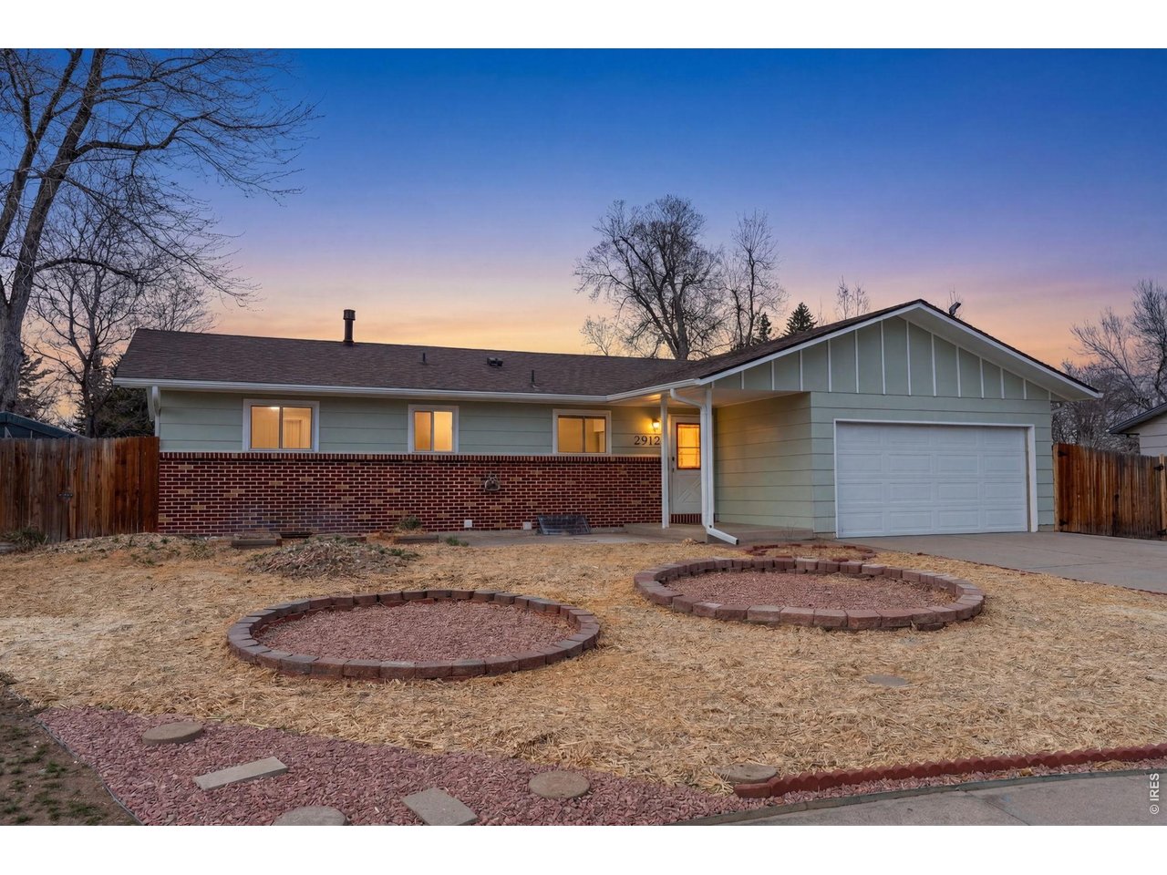 2912 Radcliff Cir