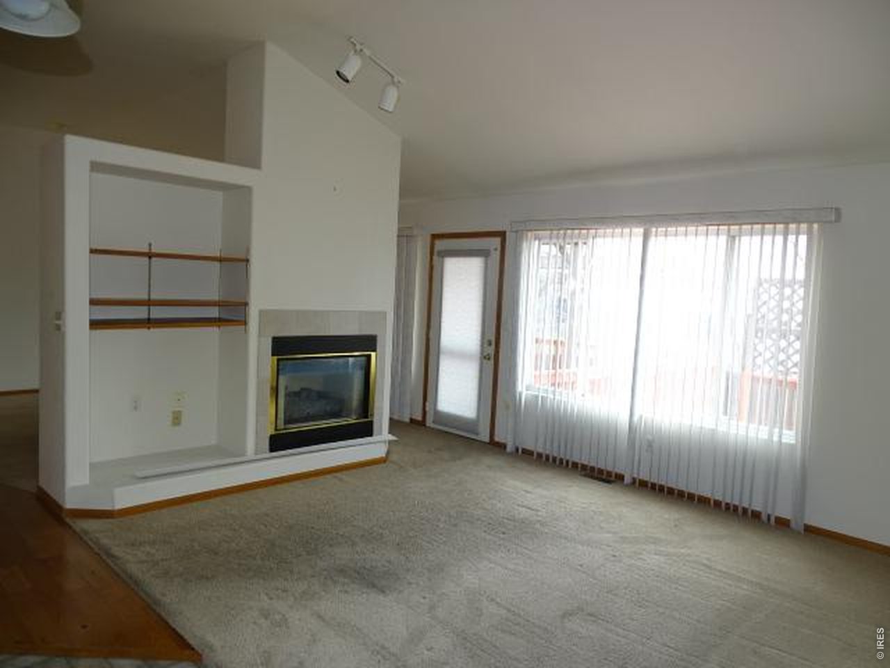 211 N 49th Ave Pl