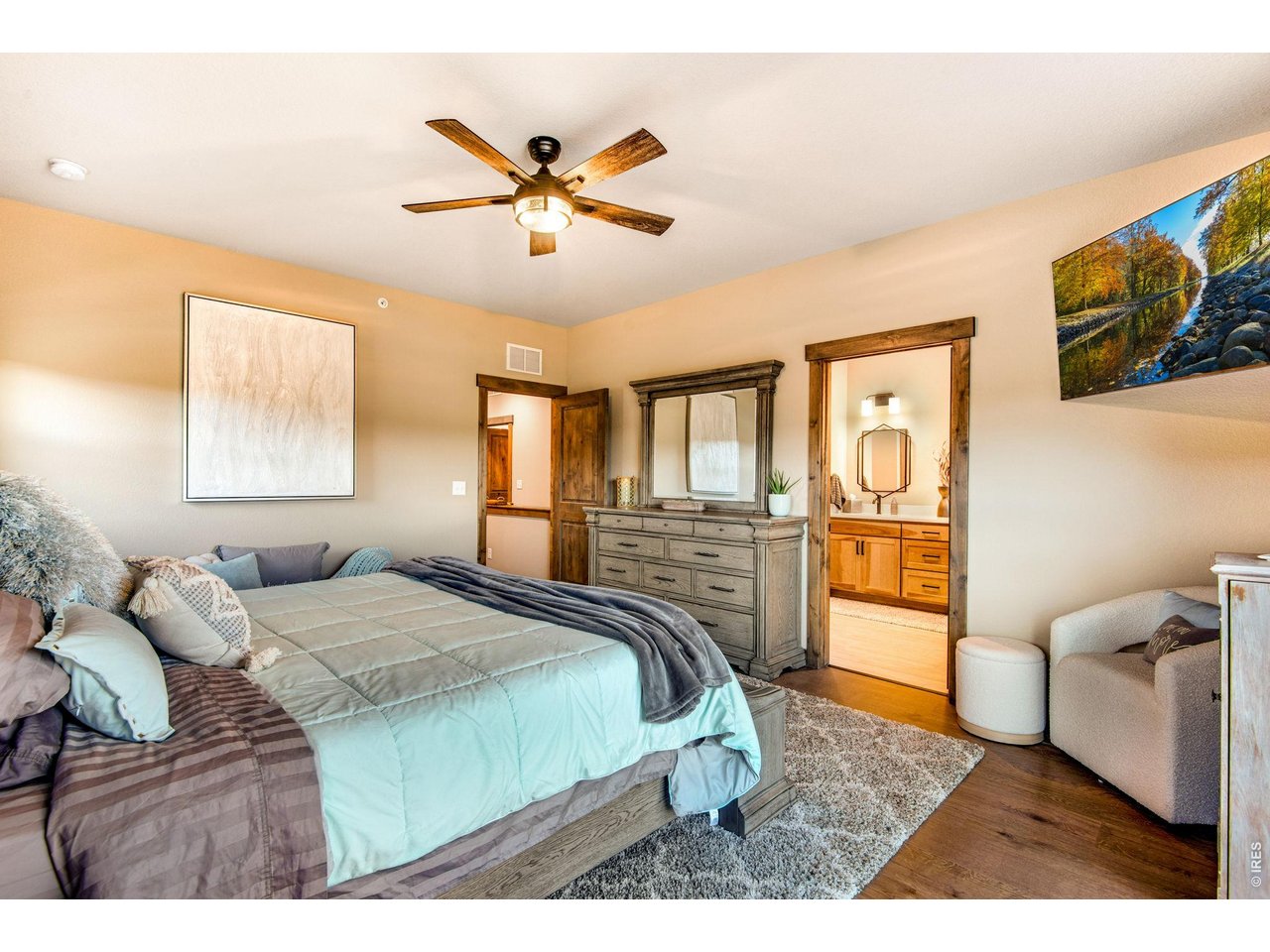 1728 Continental Peaks Cir