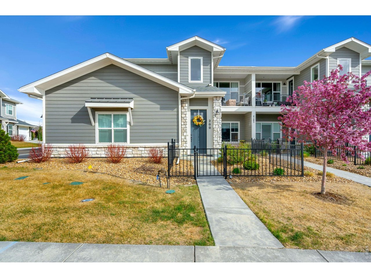 4185 N Park Dr