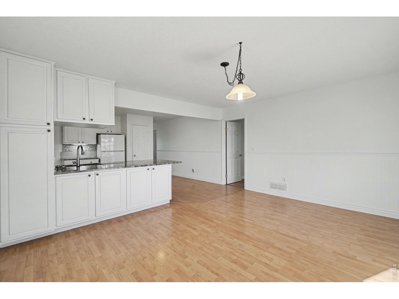 3711 W 7th St Rd