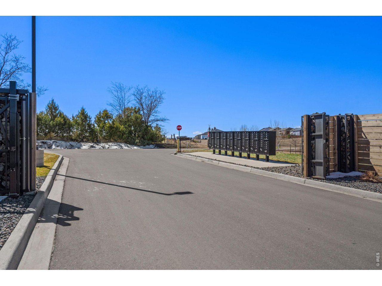 360 Rancho Dr