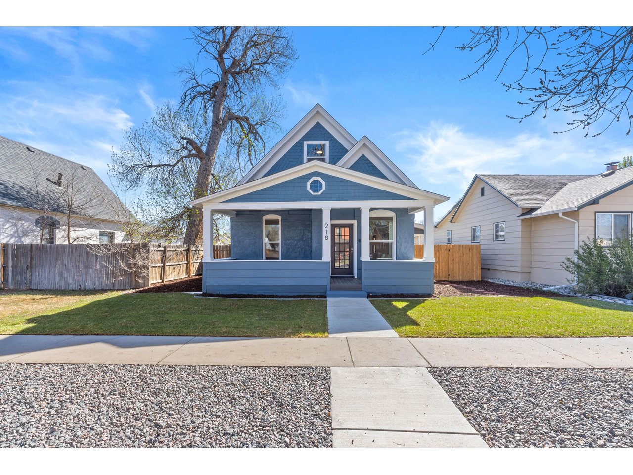 218 S 3rd Ave