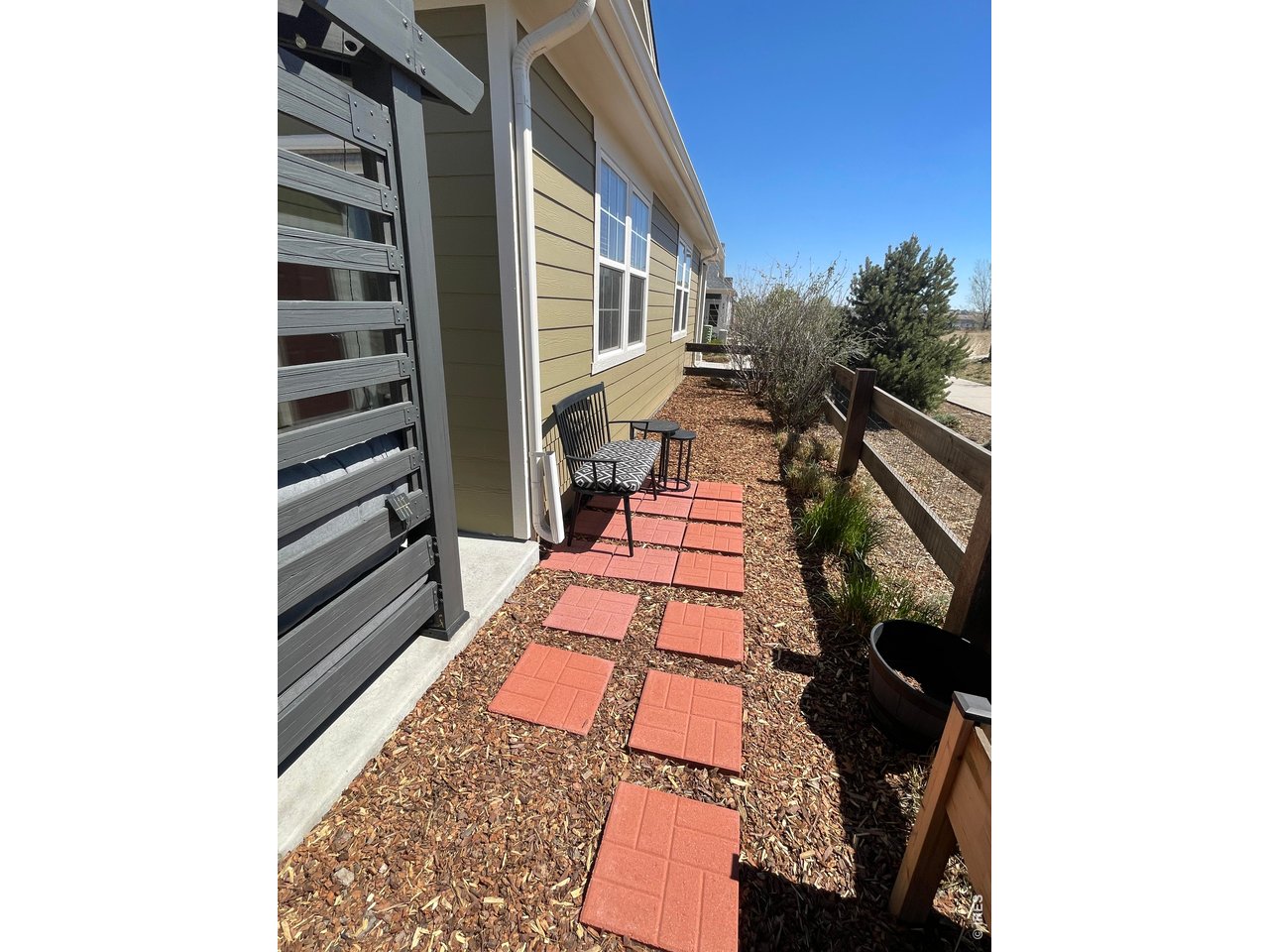 87 Jackson Ln