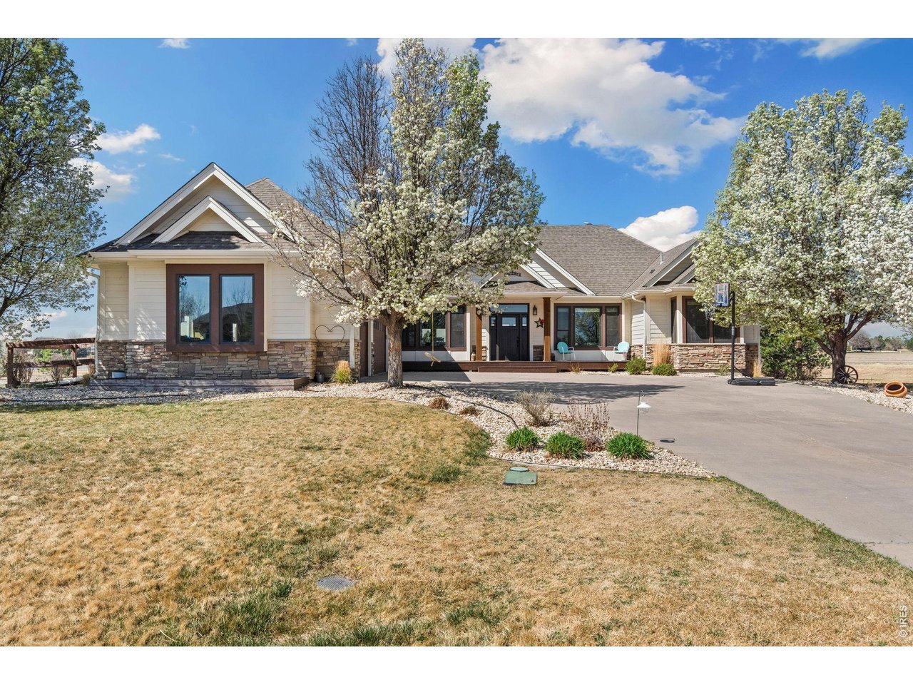37121 Soaring Eagle Cir