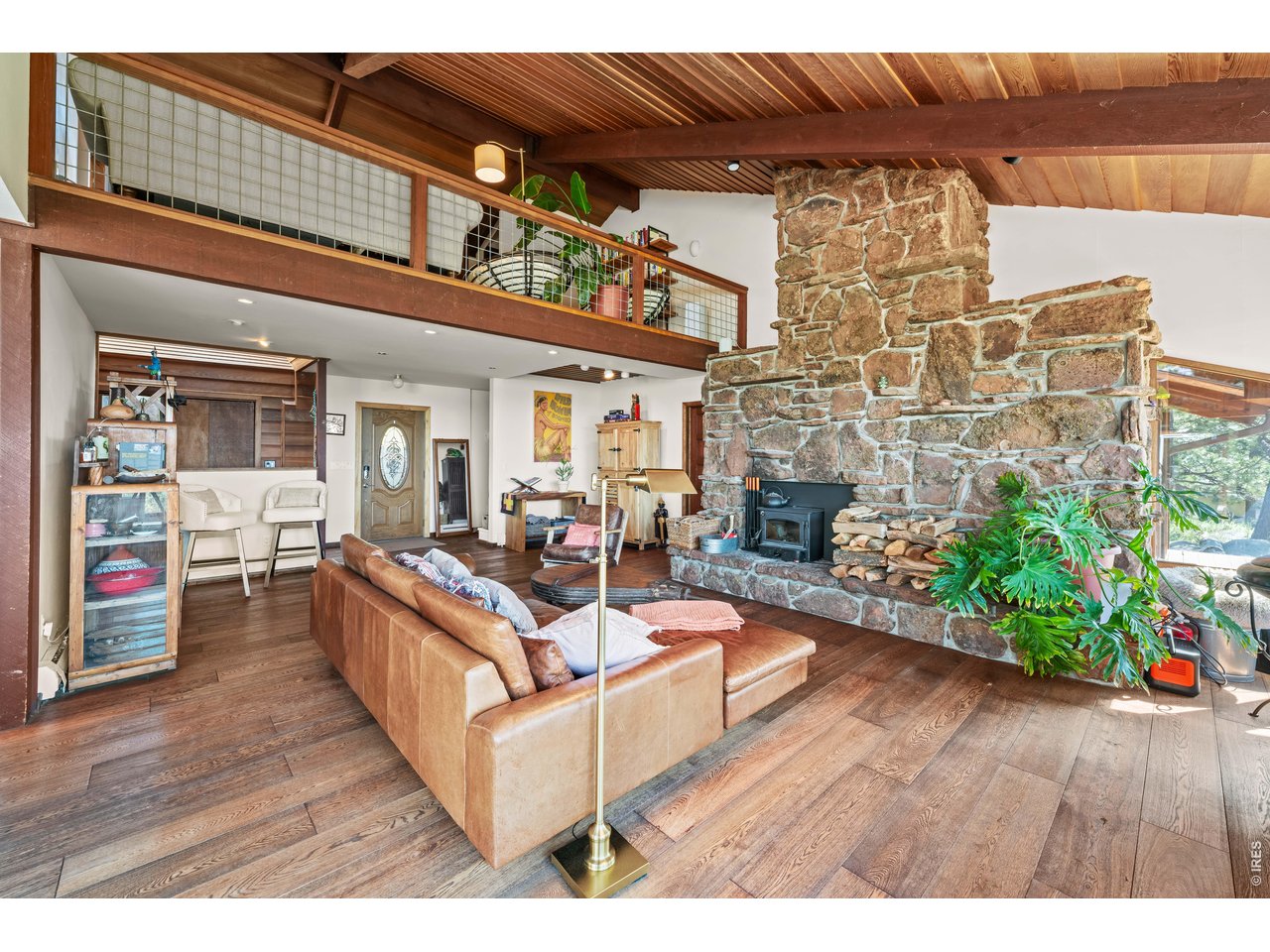 311 Sky Trail Rd