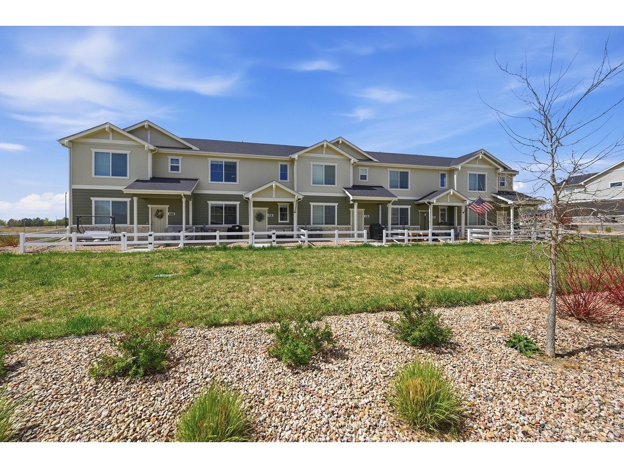 438 Mountain Bluebird Dr
