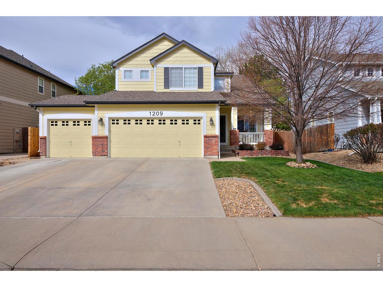 1209 Button Rock Dr