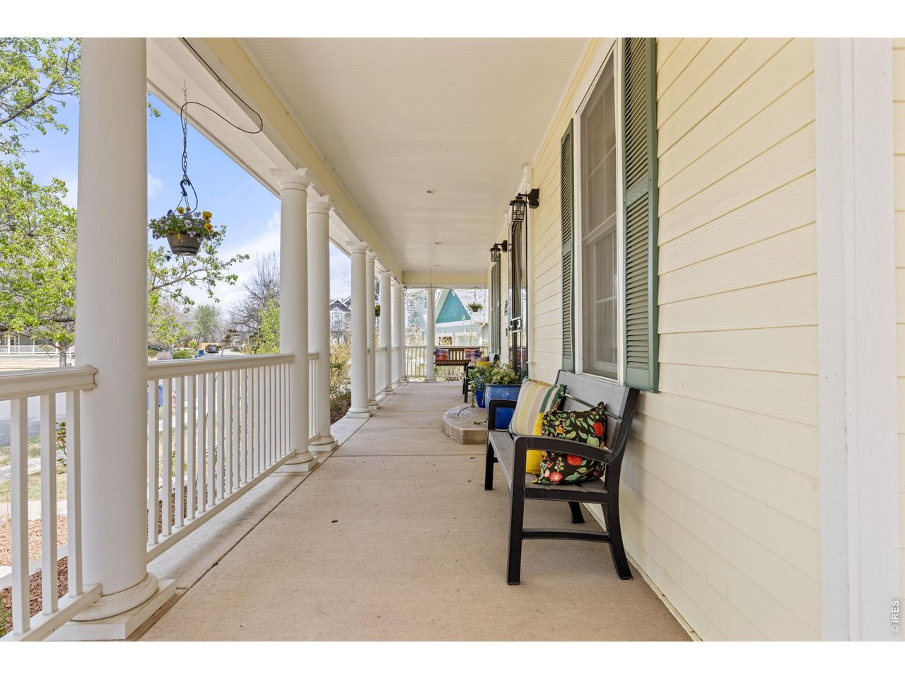 1292 Allen Ave