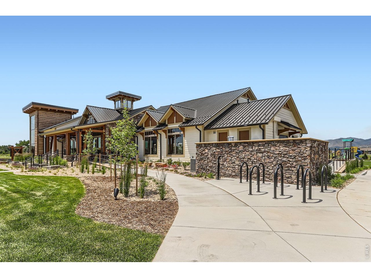 2848 Bear Springs Cir