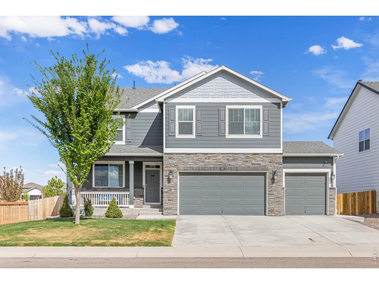 885 Camberly Dr