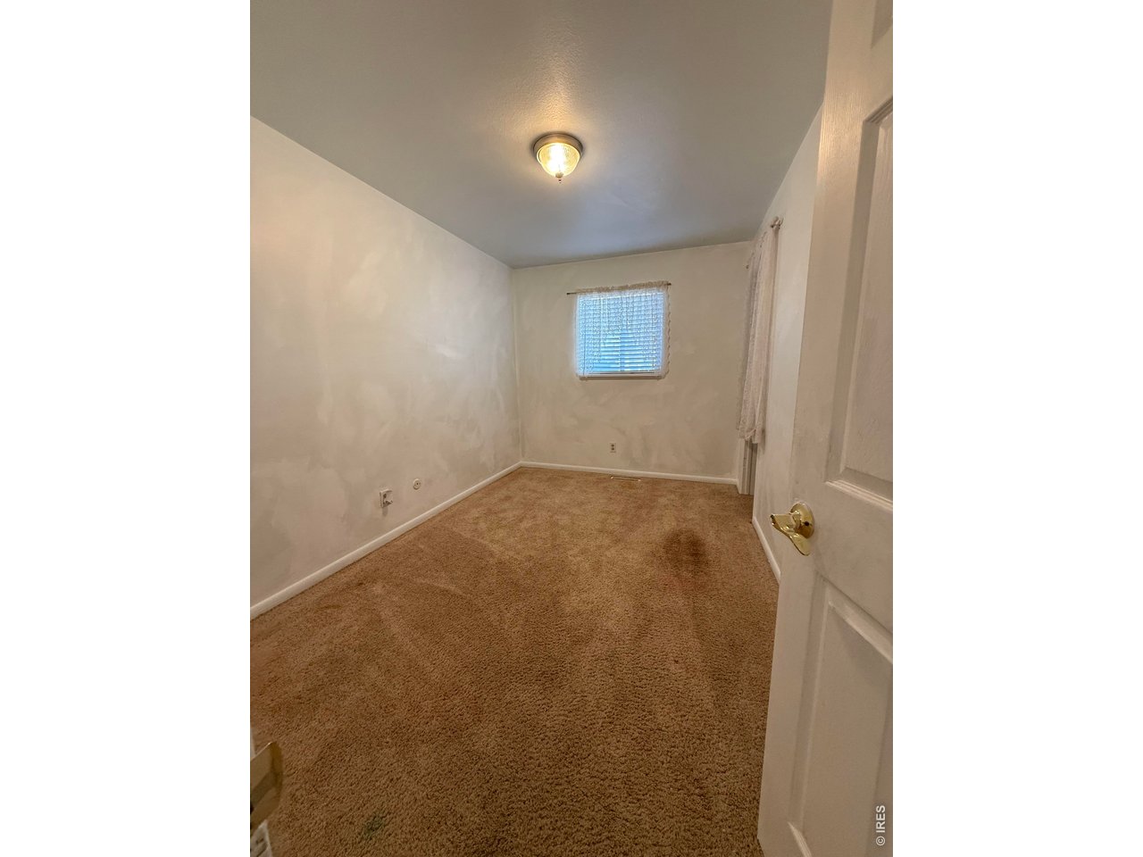 3512 Montrose St